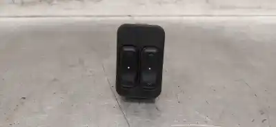 Peça sobressalente para automóvel em segunda mão BOTÃO / INTERRUPTOR ELEVADOR VIDRO DIANTEIRO ESQUERDO por OPEL ZAFIRA A  Referências OEM IAM 90561088  