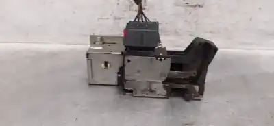 Peça sobressalente para automóvel em segunda mão fechadura da porta dianteira direita por ford tourneo connect (tc7) 1.8 tdci cat referências oem iam 2t1av21812bf  