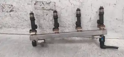 Автозапчастина б/у РАМПА ИНЖЕКТОРА для VOLKSWAGEN POLO (9N3)  Посилання на OEM IAM 0280151208  