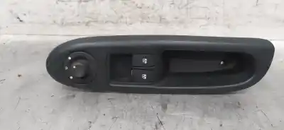 Автозапчастина б/у передні вікний вмикач для renault clio ii fase ii (b/cb0) authentique посилання на oem iam 8200084003e1  