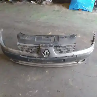Second-hand car spare part front bumper for renault clio ii fase ii (b/cb0) authentique oem iam references   