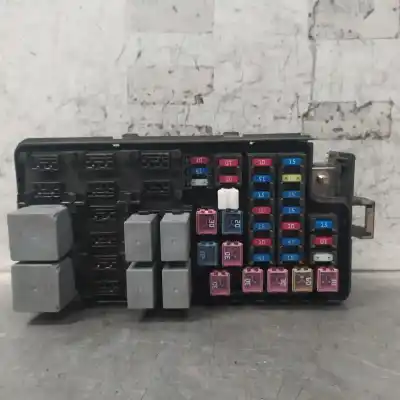 Peça sobressalente para automóvel em segunda mão caixa de fusíveis e relés por chevrolet lacetti cdx referências oem iam 0678j200  051011