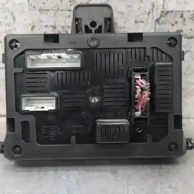 Second-hand car spare part Electronic Module for RENAULT CLIO III 1.2 16V OEM IAM references 8200652286B 21663928A1 00894135