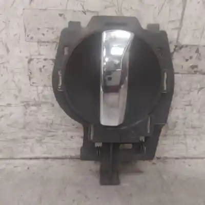 Peça sobressalente para automóvel em segunda mão puxador interior dianteiro direito por citroen c3 1.1 furio referências oem iam 9680637377 8136d 9680187777