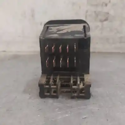 Second-hand car spare part headlights switch for opel combo (corsa b) cargo oem iam references 90481763  90437313