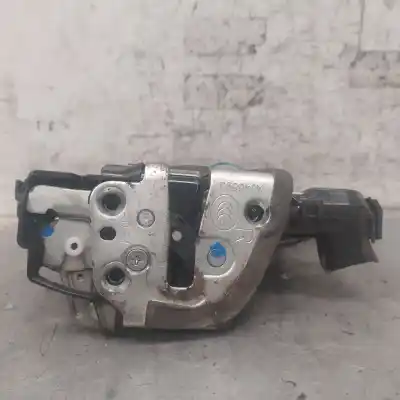 Second-hand car spare part Front Right Door Lock for TOYOTA AURIS Luna OEM IAM references A046693  D21