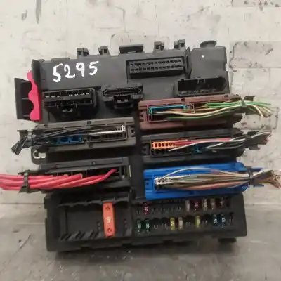 Second-hand car spare part FUSE BOX UNIT for OPEL VECTRA C BERLINA  OEM IAM references 460023260  519047021