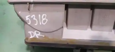 Pezzo di ricambio per auto di seconda mano luci posteriori destra per citroen jumpy 2.0 hdi sx caja cerrada acristalada riferimenti oem iam 086611920r  