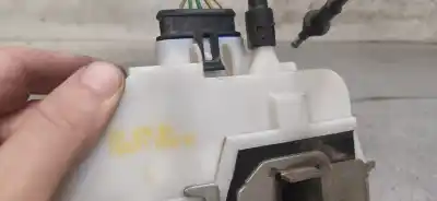 Second-hand car spare part left front door lock for citroen c2 audace oem iam references 52187580  