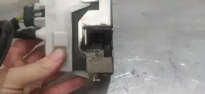 Second-hand car spare part front right door lock for citroen c2 audace oem iam references 52187780  1302070657d2