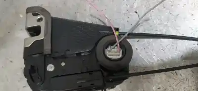 Peça sobressalente para automóvel em segunda mão fechadura da porta traseira esquerda por toyota yaris (ksp9/scp9/nlp9) 1.4 turbodiesel cat referências oem iam   