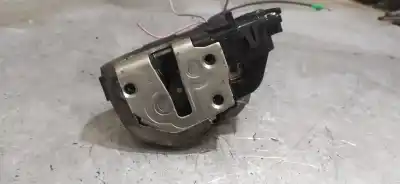 Peça sobressalente para automóvel em segunda mão fechadura da porta traseira esquerda por toyota yaris (ksp9/scp9/nlp9) 1.4 turbodiesel cat referências oem iam   