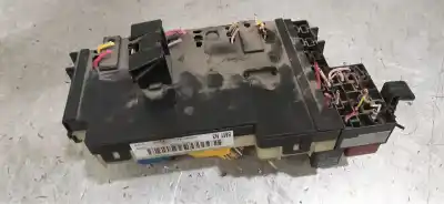 Second-hand car spare part fuse box unit for renault clio ii fase i (b/cbo) 1.2 oem iam references p7700411322e  