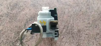 Second-hand car spare part left front door lock for fiat doblo active oem iam references   