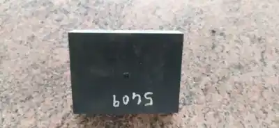 Second-hand car spare part fuse box unit for audi a3 (8p) 2.0 fsi ambiente oem iam references 8p0959433b  