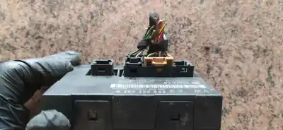 Second-hand car spare part fuse box unit for audi a3 (8p) 2.0 fsi ambiente oem iam references 8p0959433b  