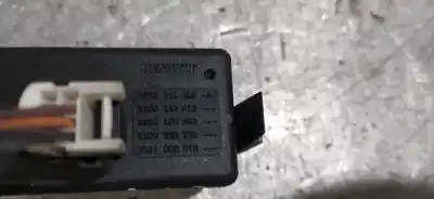 Pezzo di ricambio per auto di seconda mano interruttore per renault clio iii 1.2 16v riferimenti oem iam 8200214896  