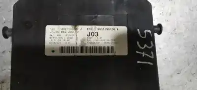 Pezzo di ricambio per auto di seconda mano scatola relè/fusibili per peugeot 307 break / sw (s1) break xs riferimenti oem iam 9651196880a  