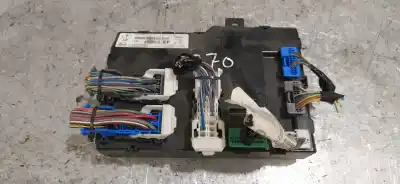 İkinci el araba yedek parçası RÖLE/SIGORTA KUTUSU için FORD TRANSIT COURIER  OEM IAM referansları DN1T15K600EF  