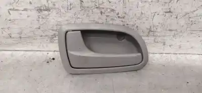 Peça sobressalente para automóvel em segunda mão Puxador Interior Traseiro Esquerdo por KIA PICANTO 1.1 CAT Referências OEM IAM 8261007000  