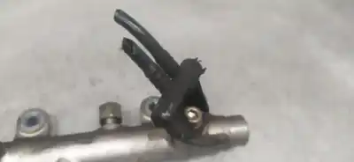 Pezzo di ricambio per auto di seconda mano rampa iniettori per peugeot 307 break / sw (s1) break xs riferimenti oem iam 0445214019  