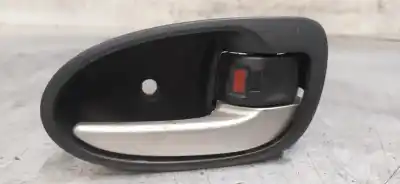 Pezzo di ricambio per auto di seconda mano maniglia interna anteriore destra per toyota yaris (ksp9/scp9/nlp9) 1.4 turbodiesel cat riferimenti oem iam 692050d90  692050d100