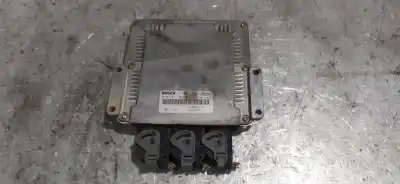 Peça sobressalente para automóvel em segunda mão Centralina De Motor Uce por RENAULT SCENIC (JA..) 2.0 16V Referências OEM IAM 0281011102  8200222133