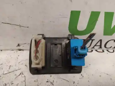 Second-hand car spare part switch for bmw serie 3 compacto (e36) 316i oem iam references 61318371020  