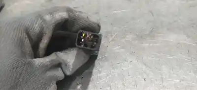 Second-hand car spare part switch for kia carens 1.6 lx oem iam references   