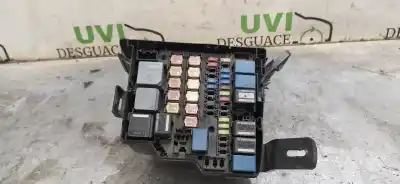 İkinci el araba yedek parçası RÖLE/SIGORTA KUTUSU için FORD TRANSIT COURIER  OEM IAM referansları 8V5114B144BB  