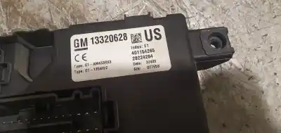 Peça sobressalente para automóvel em segunda mão módulo eletrônico por opel corsa d s-d pd11 referências oem iam 13320628  