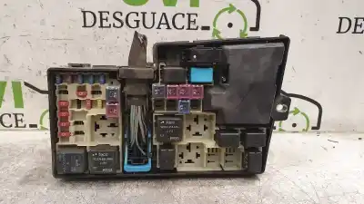 Pezzo di ricambio per auto di seconda mano scatola relè/fusibili per mazda 3 berlina (bk) 2.0 sportive riferimenti oem iam 518818109