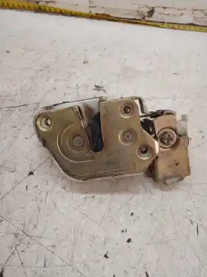 Second-hand car spare part left front door lock for mitsubishi l 200 (k6/7) 2500 td glx oem iam references mr432137  