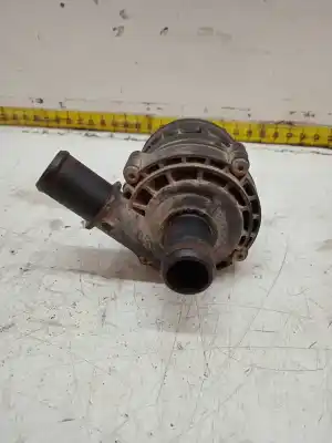 Pièce détachée automobile d'occasion pompe à eau pour suzuki grand vitara jb (jt) 1.9 ddis turbodiesel références oem iam 0392023015  