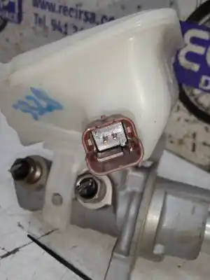 Автозапчастина б/у гальмівний насос для citroen c4 lim. exclusive посилання на oem iam y24879  