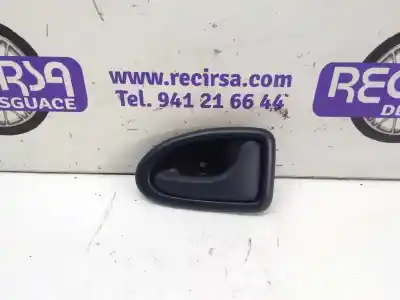 Автозапчастина б/у Усередині ПЕРЕДНЯ ПРАВА РУЧКА для RENAULT CLIO II FASE I (B/CBO)  Посилання на OEM IAM 8200028995  