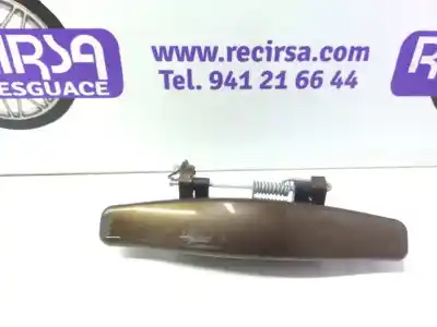 Pezzo di ricambio per auto di seconda mano maniglia esterna anteriore destra per dacia duster ambiance 4x2 riferimenti oem iam 