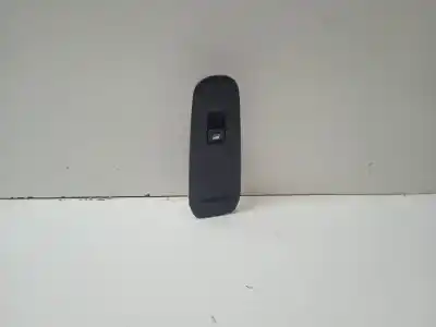 Pezzo di ricambio per auto di seconda mano interruttore alzacristalli anteriore destro per peugeot 308 sw active riferimenti oem iam 96777320