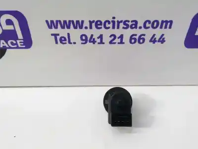 Pezzo di ricambio per auto di seconda mano interruttore per dacia duster ambiance 4x2 riferimenti oem iam 8200002442b  