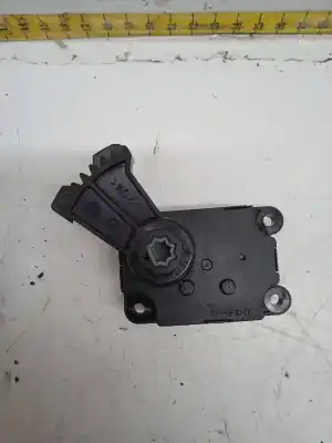 Peça sobressalente para automóvel em segunda mão MOTOR DE SOFAGEM por PEUGEOT 208  Referências OEM IAM T1006419G  