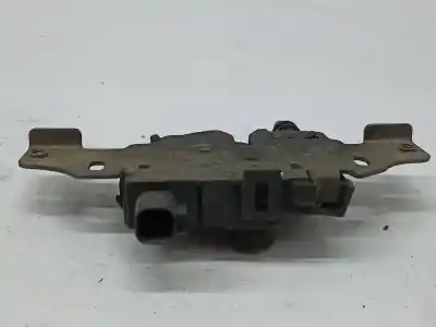 Second-hand car spare part bonnet lock for ford mondeo iii sedán 2.0 16v tddi / tdci oem iam references  297627230179 179 