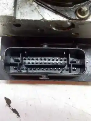 Peça sobressalente para automóvel em segunda mão abs por audi a4 avant (8e) 3.0 v6 24v tdi referências oem iam 8e0910517e  