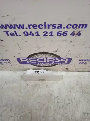 Автозапчастина б/у внутрішне світло для renault kangoo expression посилання на oem iam 8200439421  