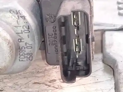 Second-hand car spare part driver left window regulator for renault clio iii rs access oem iam references 400854h 206 