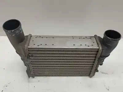 Tweedehands auto-onderdeel INTERCOOLER voor VOLKSWAGEN PASSAT BERLINA (3B2)  OEM IAM-referenties 058145805A  