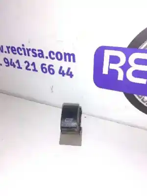 Автозапчастина б/у УПРАВЛІННЯ СКЛАМИ ЗАДНІХ ПРАВІХ для AUDI A3 (8L)  Посилання на OEM IAM 4B0959855  