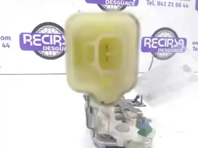 Second-hand car spare part left front door lock for isuzu d-max single cab basis 4wd oem iam references 140518  