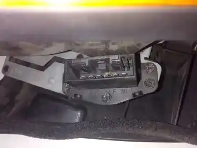 Second-hand car spare part left tailgate light for bmw serie 3 berlina (e46) 320d oem iam references   bmw serie 3 e46