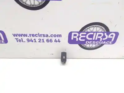 İkinci el araba yedek parçası DEGISTIRMEK için RENAULT KANGOO  OEM IAM referansları 214903  
