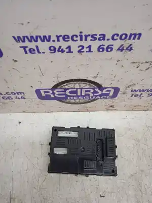 Peça sobressalente para automóvel em segunda mão módulo eletrônico por renault clio iii rs access referências oem iam 8200652285a